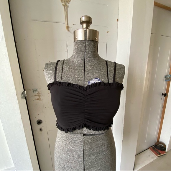 UO Black Ruched Ruffle Cropped Tube Top Adjustable Straps - Picture 7 of 11